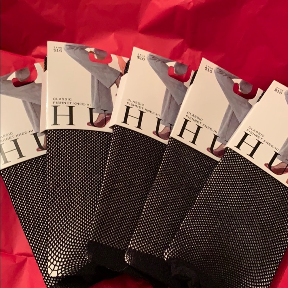 Hue Classic Fishnet Knee-Highs